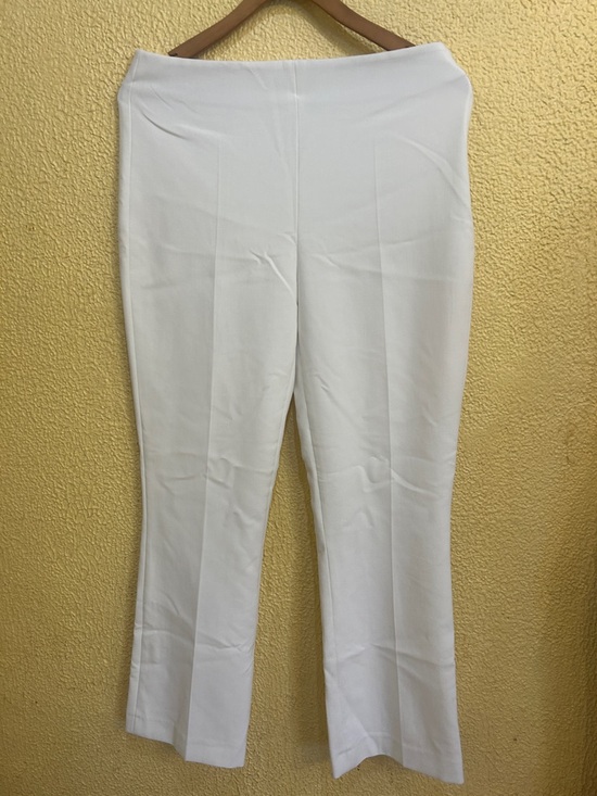 Zara Pants - Zara White Boot Cut Pull-On Pants